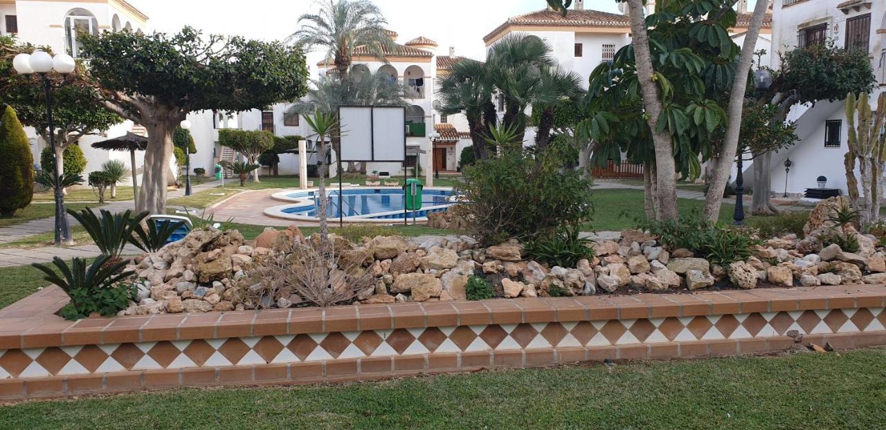 Casa Millie Leilighet Playa Flamenca Eksteriør bilde